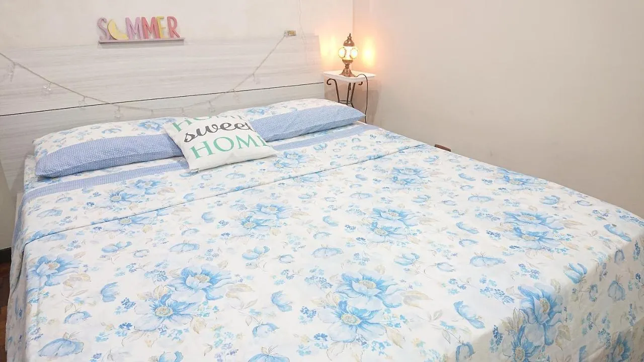 Sky-Terrace In Central Station, 3 Bedrooms Naples Apartment